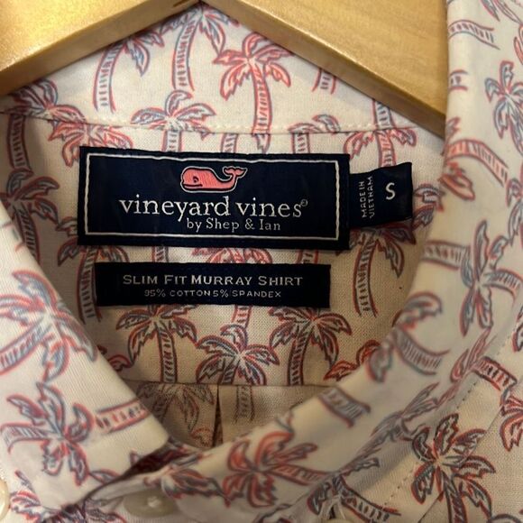 Vineyard Vines Slim Fit Murray Short Sleeve Button Up Short Palm Tree Pattern - Picture 2 of 7
